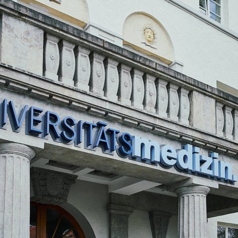 Uni Klinik Mainz - dort wurde die Leiche des 17-Jährigen aus Ludwigshafen obduziert